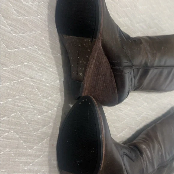 Frye Brown knee high wedge boots sz 8 - Picture 7 of 7